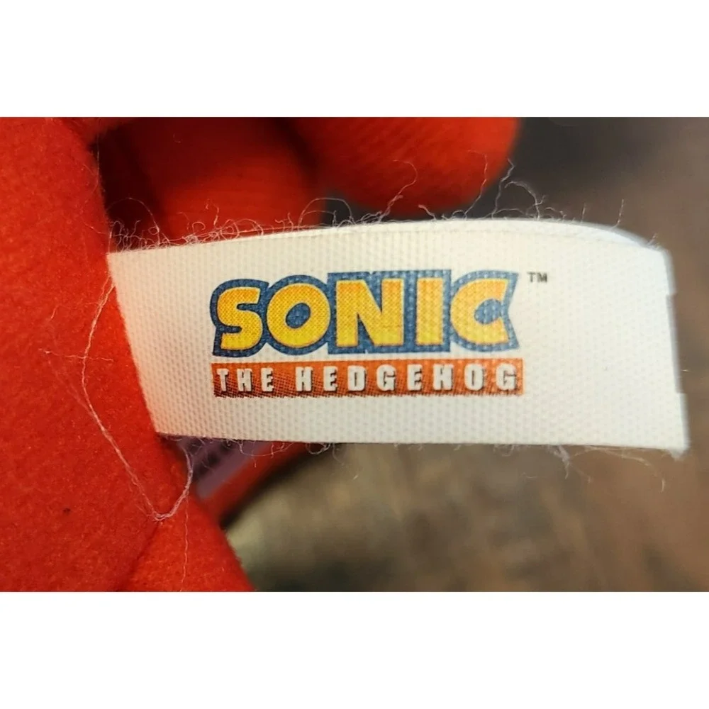 Sonic The‎ Hedgehog Knuckles Plush